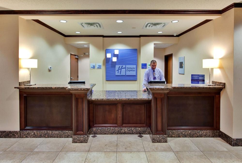 Holiday Inn Express & Suites Detroit - Novi By Ihg Luaran gambar
