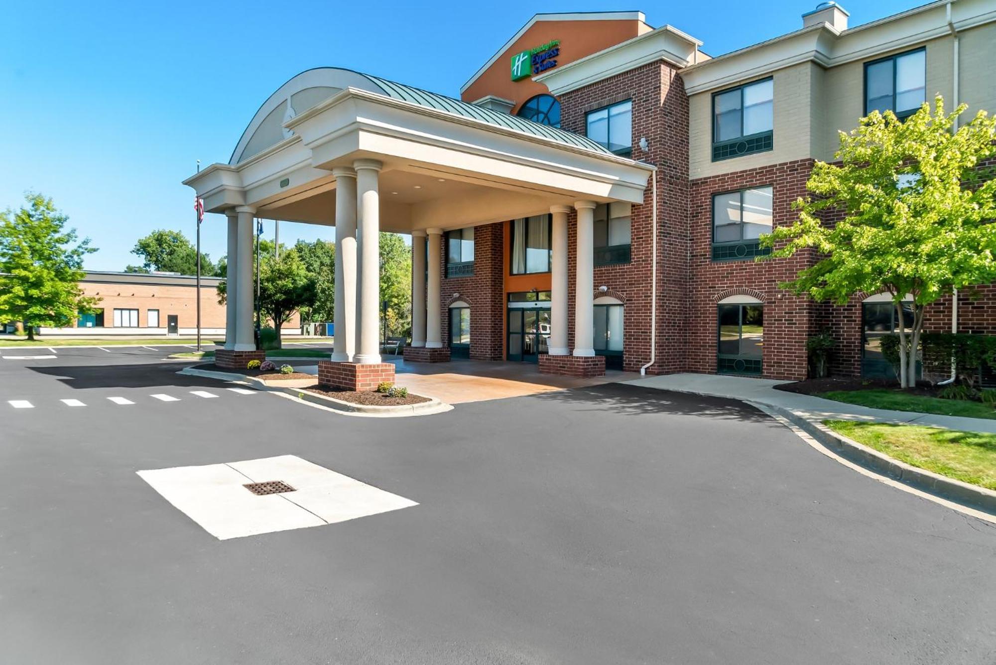 Holiday Inn Express & Suites Detroit - Novi By Ihg Luaran gambar
