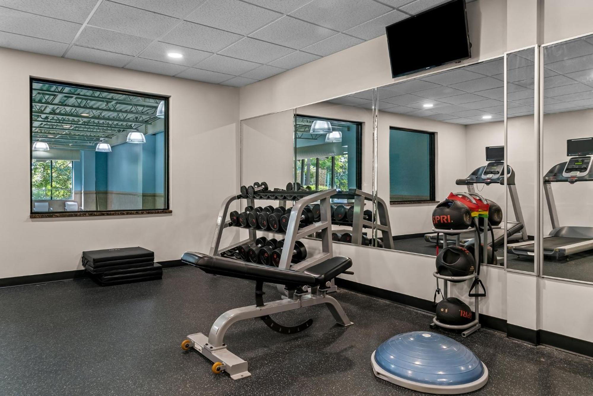 Holiday Inn Express & Suites Detroit - Novi By Ihg Luaran gambar