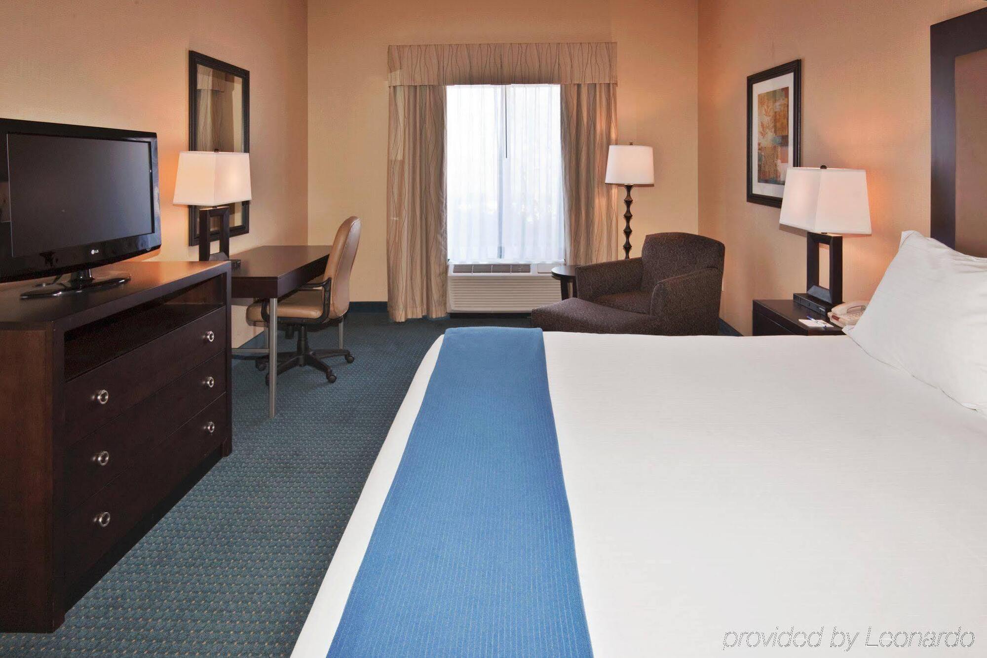 Holiday Inn Express & Suites Detroit - Novi By Ihg Luaran gambar